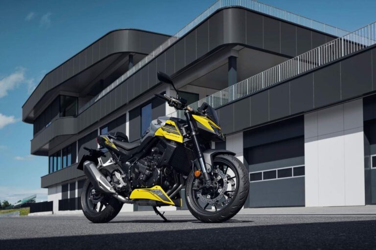 Honda CB750 Hornet 2026 - standalone -Centro Moto Lodi - Concessionario Ufficiale Honda Moto a Lodi